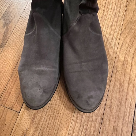 Stuart Weitzman - Picture 5 of 5